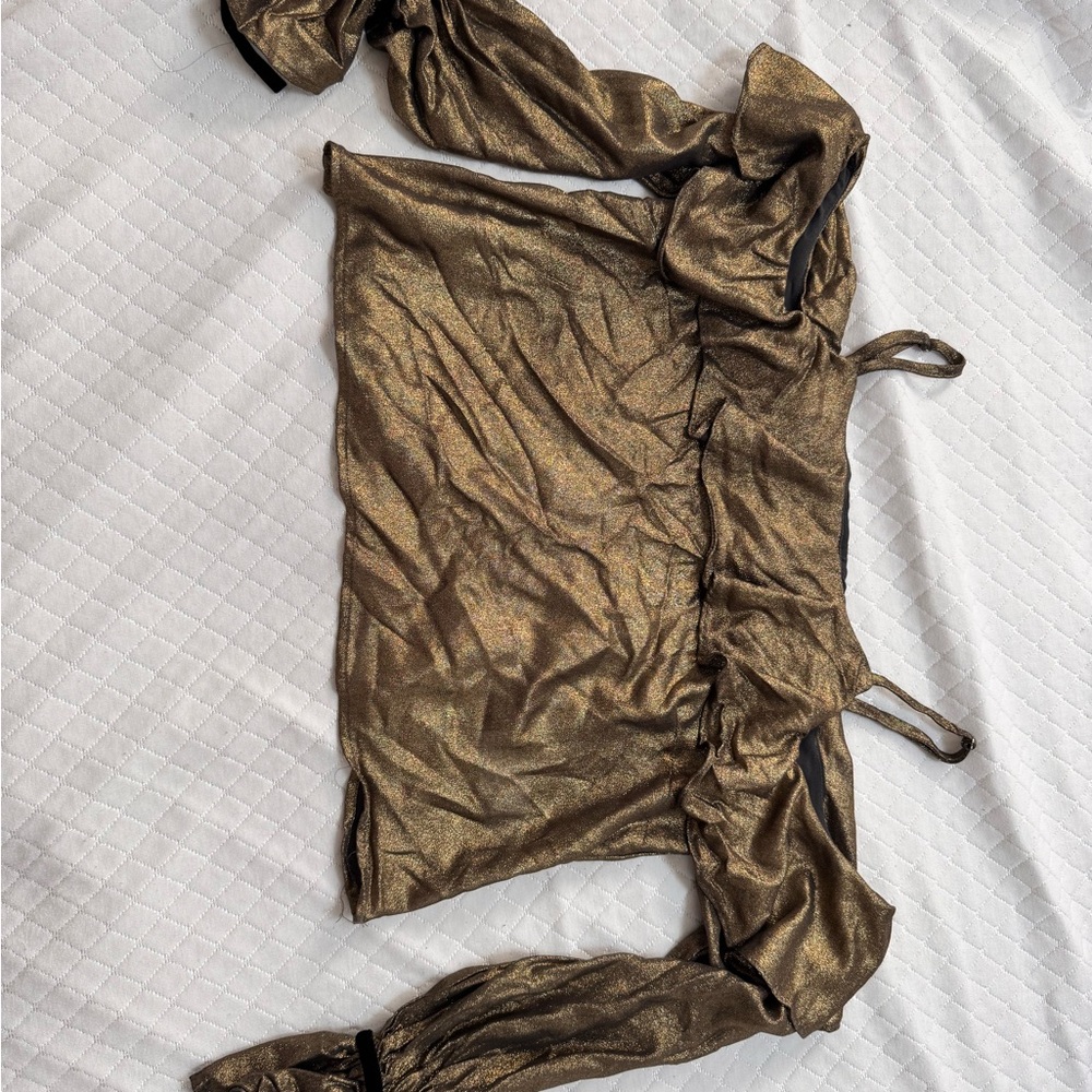 Forever 21 Metallic Open-Shoulder Top - Picture 3 of 3
